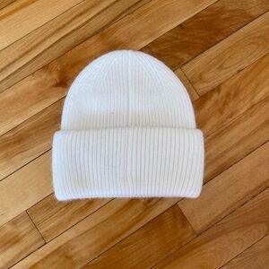 BEANIE/TOQUE/HAT White Ribbed stretchy comfy Angora rabbit fur(offers welcome🎊🎉💛